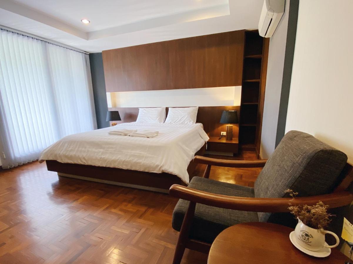 The An-Teak Chiang Mai Hotel Exterior photo